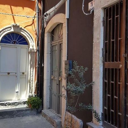 Appartamento Il Pozzo di Santa Teresa Catania Esterno foto